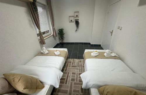 Exklusiv Hamburg Stadtrand-Villa mit Garten - Foto 15