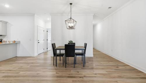 Relaxing 2BR2BA Space Modern Comfort - Foto 2