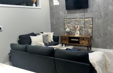 1 Bedroom Luxury Apartment - Photo 25