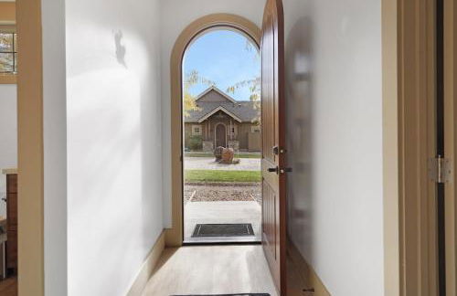 Cozy Vineyard Cottage at Veranda Beach - Foto 1