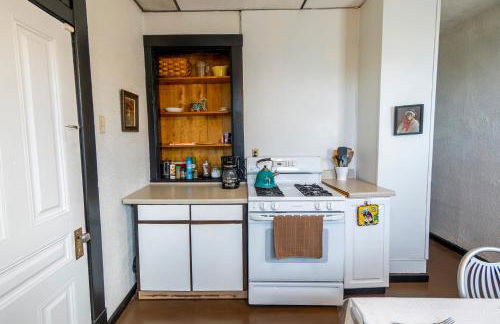 Parkside Paradise Elegant Victorian Home Just Steps from the Park - Foto 44