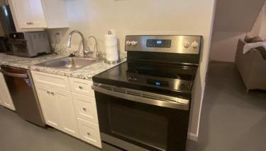 Cozy 2BR suite w Sauna - Foto 2