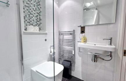 Luxury 3-Bed Apartment in Marylebone near Oxford Street & Baker Street by Staylio - Foto 32