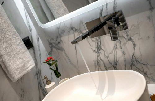 House 143 steps to the sea - Photo 17