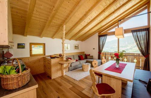 Living Suite - Photo 3