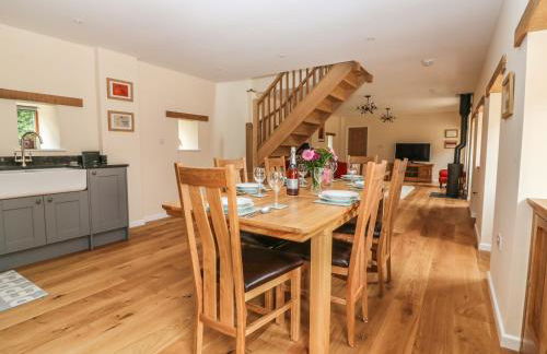 Swifts Barn - Photo 7