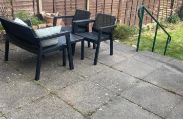 Wardown Place - Spacious 3 Bed House available for short term or long term Rental - Foto 26