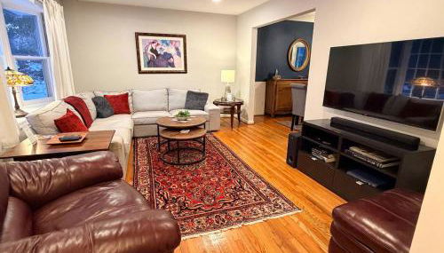 4BR Family Retreat Near Annapolis w Large Yard - Foto 3