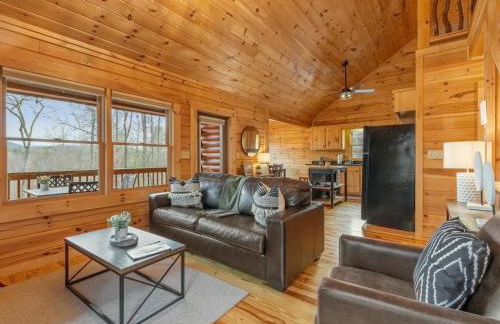 Rivendell - Stunning Views, Fireplace, Hot Tub, Billiards Table, Outdoor Fire Pit - Morganton, GA - Foto 6