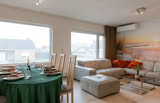 Spacious Getaway Close to the Beach and Airport - Foto 22