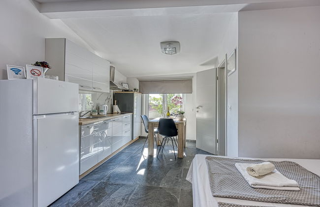 Honeymoon Suite Črni Kal - Foto 4