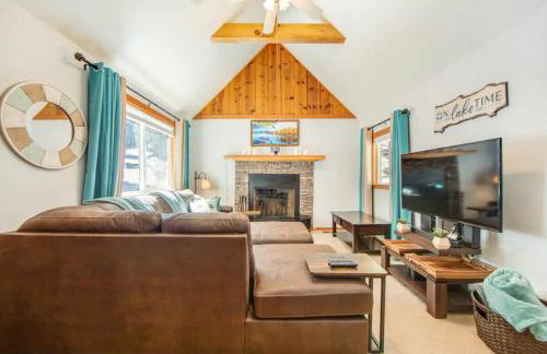 Calm Cozy 3BR cabin wAC, WiFi, Parking, BBQ - Foto 1