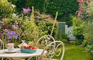 12 min to Airport - Free parking - Foto 27