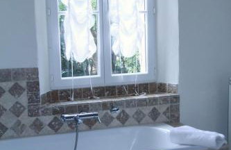 Chateau des Bertrands - Foto 41