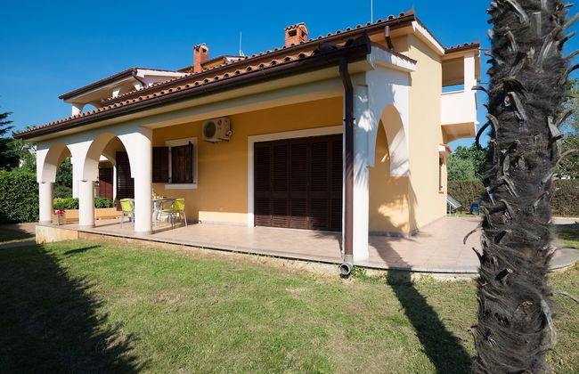 Villa Irena - Foto 1