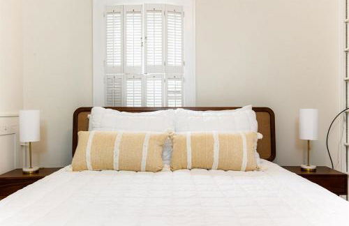 Clover Retreat - 3B 2BA Home 1 mi to ND - Foto 5