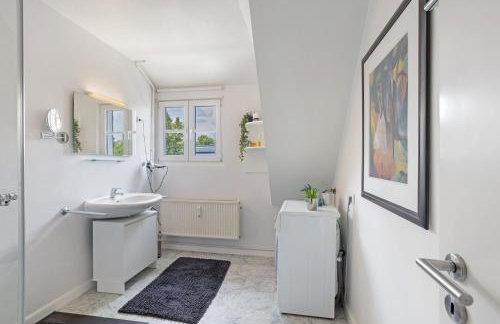 Schöne Dachgeschoss Wohnung - Photo 17