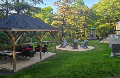 Peaceful Pocono Home with Hot Tub, gym, & office - Foto 46