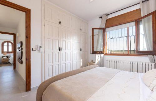 Villa Carmen - Peaceful Eco-Luxury with Private Pool and Sea Views & EV - near Sitges - Photo 40
