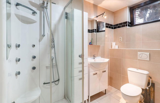 Zoutleeuw Home With Pool - Foto 17