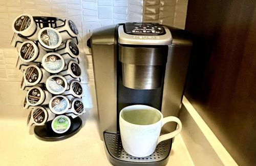 Designer 2 Bedroom with 3 Beds- Pool View, Gym, Parking - Foto 15