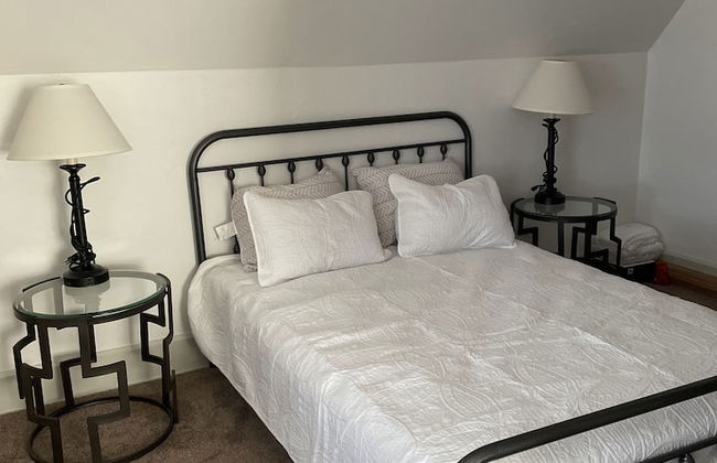 Offutt Manor - Photo 20