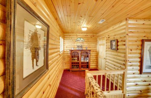 Decks and Views Spacious Cabin Near Table Rock Lake - Foto 20