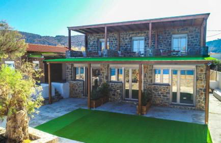 TerraZeus - Stone House Beachfront 1 - Foto 12