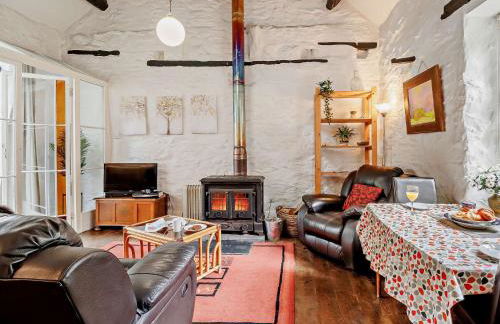 1 Bed in Cemmaes 93081 - Photo 2