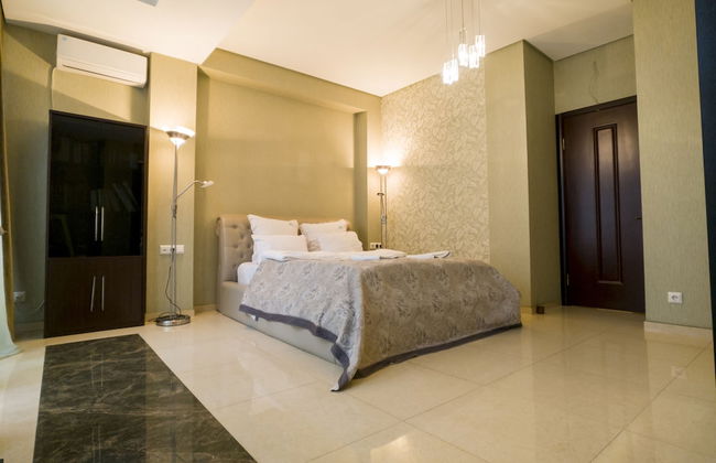 Tbilisi Core: Leo - Photo 3