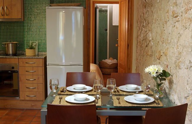 AinB Las Ramblas-Guardia Apartments - Photo 16