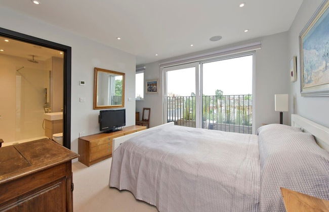 Fabulous 2-bed Penthouse, Wimbledon - Foto 2