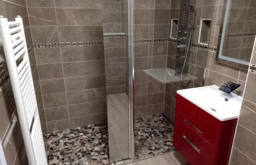 Bel appartement T2 près du lac avc un parking privé - Foto 9