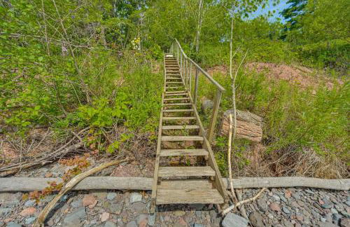 15 Mi to Duluth Lake Superior Beachfront Home! - Foto 26