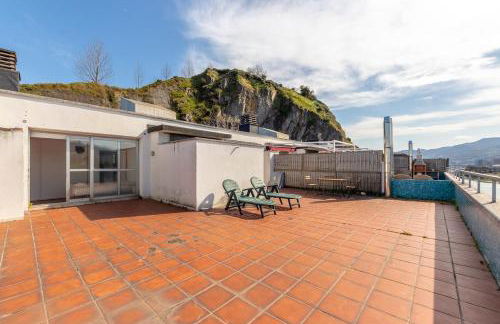 Exclusiva Terraza y parking a 5 min de Bilbao - Foto 3