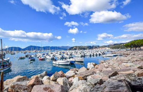 Stunning Apartment In Fosdinovo - Foto 23