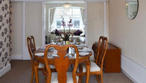 Amazing Cottage In Filey With 3 Bedrooms And Wifi - Foto 2