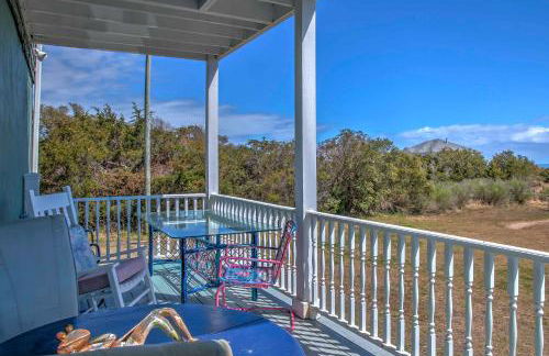 Charming Marshallberg Apt with Water Views and Dock! - Foto 16