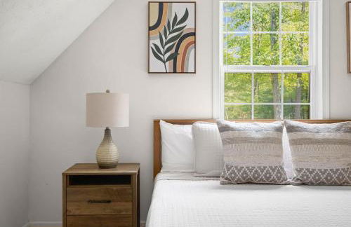 Bryce Cabin - Hot Tub, Fire Pit, Pets, Screened Porch, Wi-Fi - Foto 29