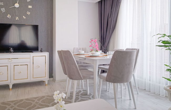 Stunning Gorgeous 2 BR near Golden Horn - Foto 18