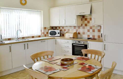 Sunset Cottage - Photo 4