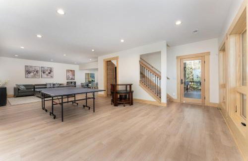 Luxury Log Cabin with lake view - Foto 46