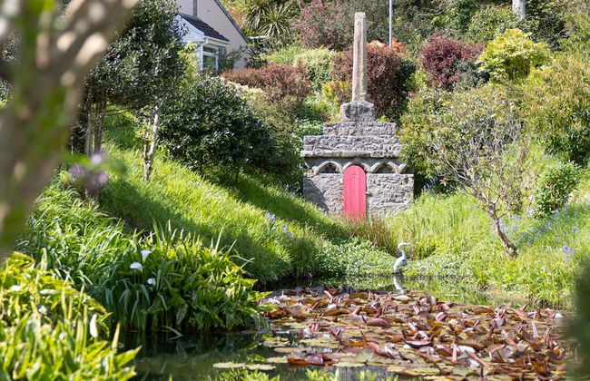 Ty Hapus - Close to Beach and Town - Photo 39