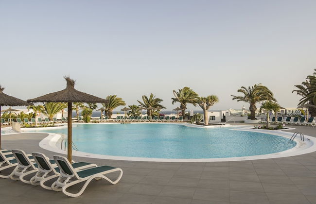 Aparthotel ILUNION Costa Sal Lanzarote - Photo 72