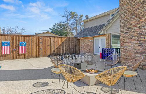 5BR w Pool, Golf Simulator, Game Room & EV Charger - Foto 47