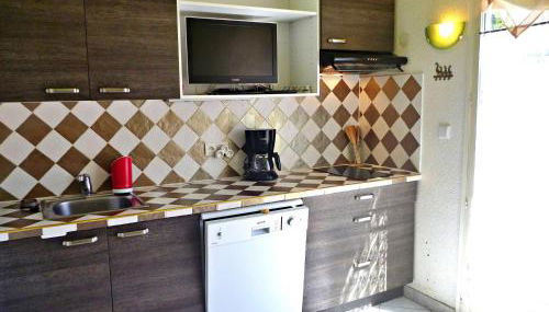 Maisonnette 4 pers avec terrasse, piscine, proche plage, animaux acceptés - FR-1-387-145 - Foto 2