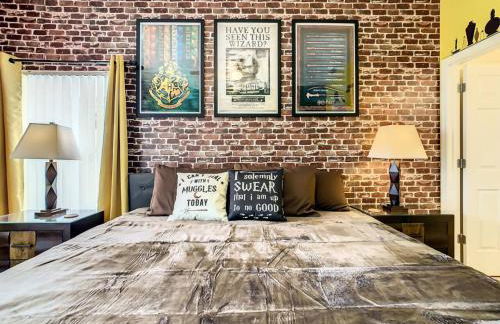 H504E Single Level POOL Home Themed Room by Disney - Foto 18