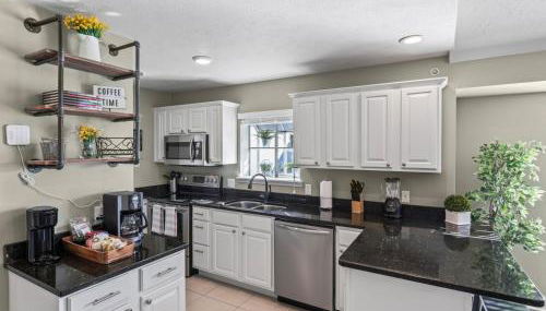 2BR Condo - Near SDC - 2 Pools - Golf Onsite - FREE TICKETS INCLUDED - SB 9-5 - Foto 4