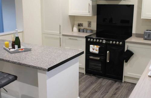 4 Bedroom Forest View House & Hot Tub sleeps 9 - Foto 38