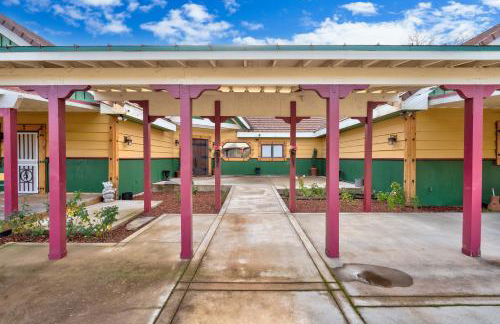 Yosemite Gateway Sleeps 18 - Coarsegold Villa near Bass Lake - Foto 56